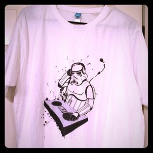 Vintage streetwear tee. XL. Cool graphic.